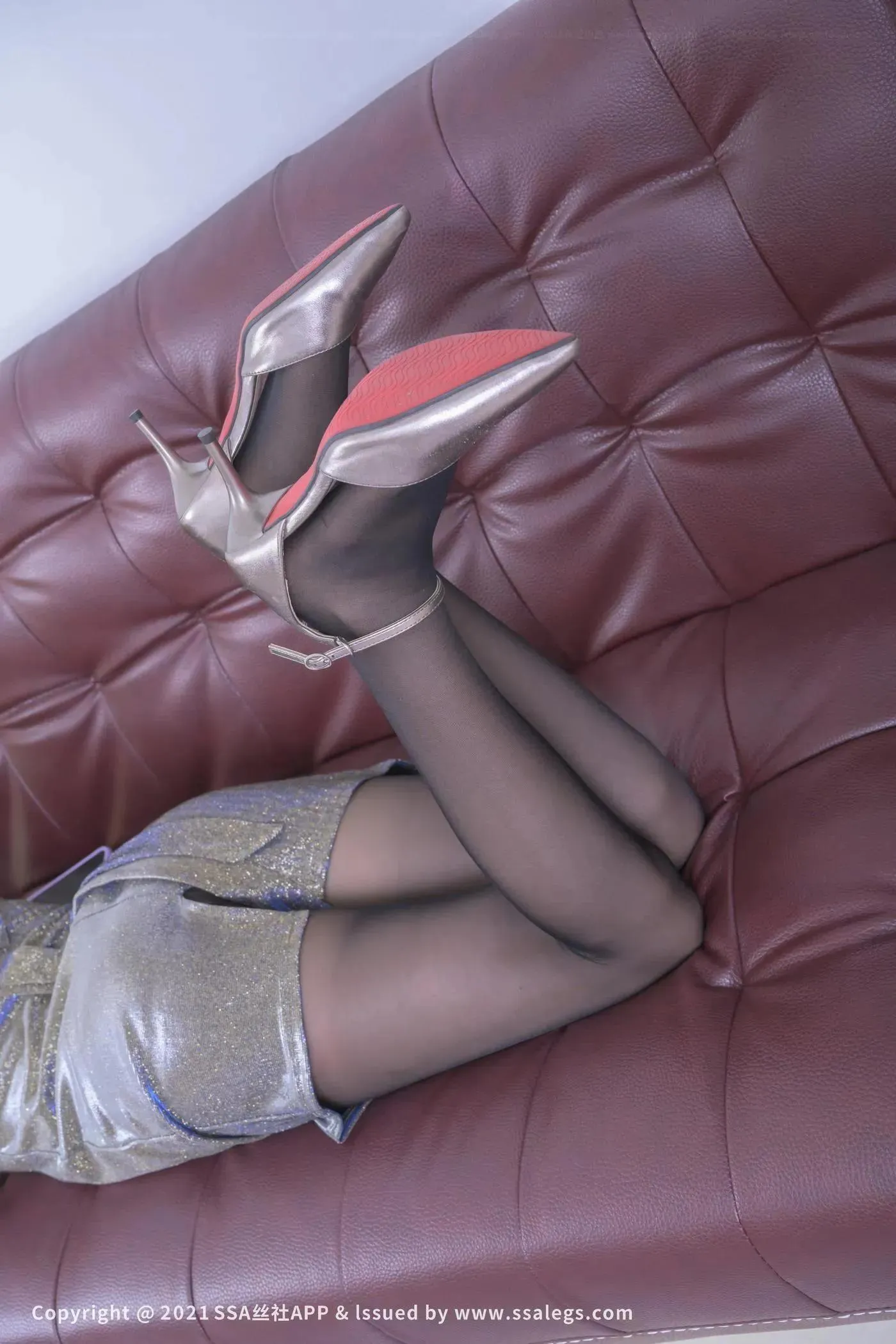 [SSA丝社]超清写真 NO.680 腿模妙妙的黑色丝袜美女（上） [76P]插图3